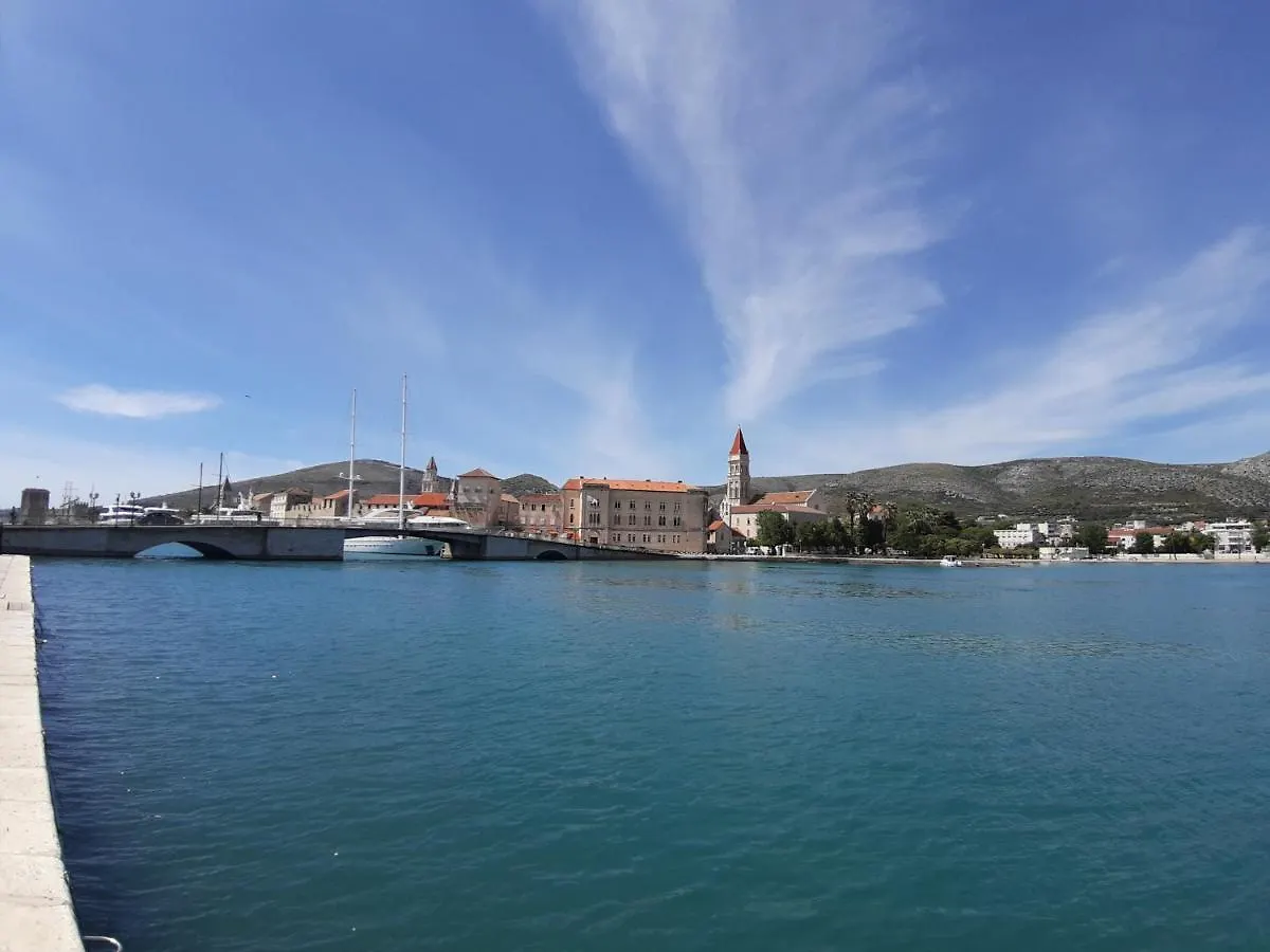 Apartman Petrovic City Center Trogir Appartement