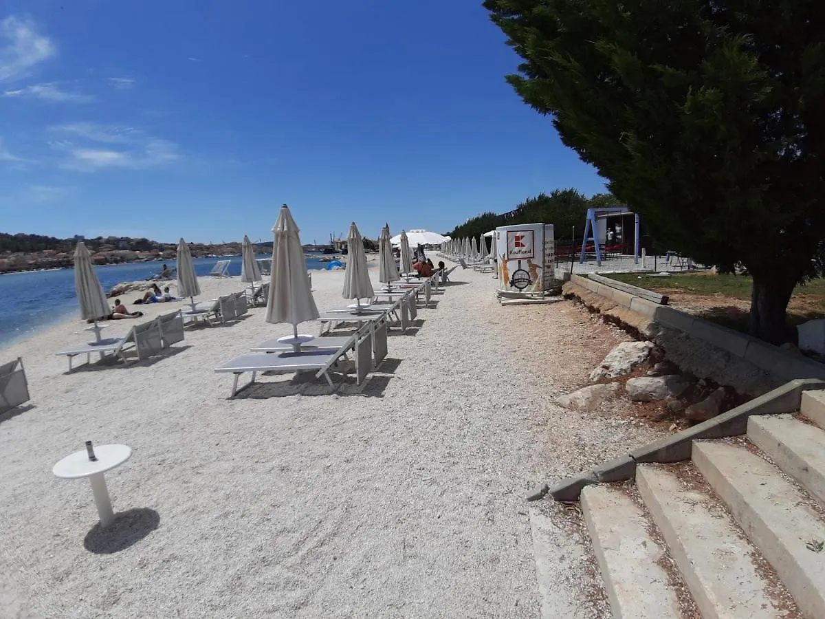 Apartman Petrovic City Center Trogir 0*,  Croatie